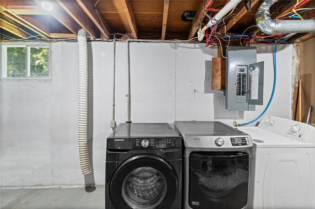 703 W 28th Street N, Independence, MO 64050