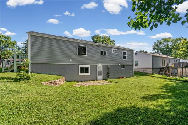703 W 28th Street N, Independence, MO 64050