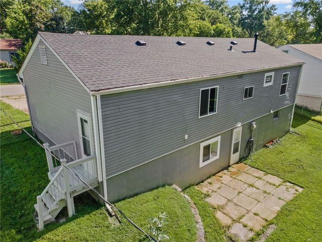 703 W 28th Street N, Independence, MO 64050