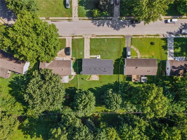 703 W 28th Street N, Independence, MO 64050