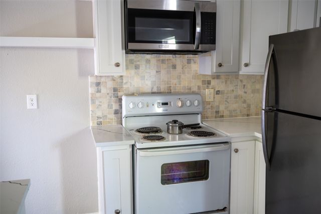 2416 Smith Avenue, Irving, TX 75061