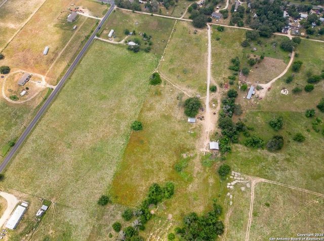 1585 Mogford Rd, San Antonio, TX 78264