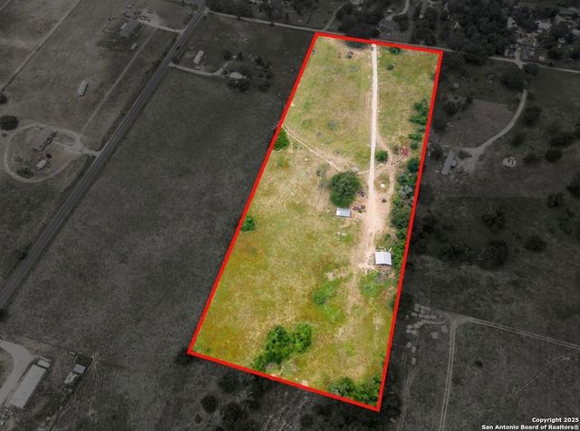 1585 Mogford Rd, San Antonio, TX 78264