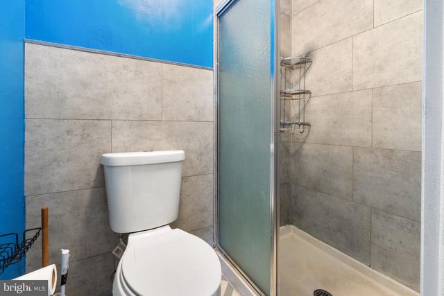 31 PERSHING LN, Sicklerville, NJ 08081