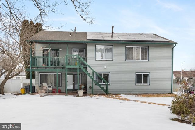 31 PERSHING LN, Sicklerville, NJ 08081