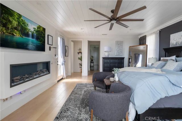 18806 Winnwood, Santa Ana, CA 92705
