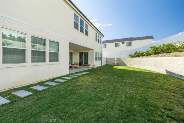 18806 Winnwood, Santa Ana, CA 92705