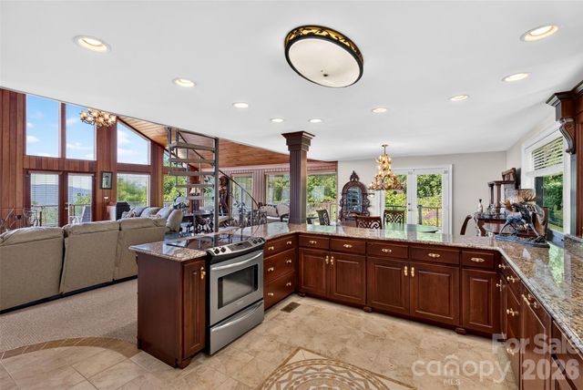 370 Mountain Side Drive, Columbus, NC 28722