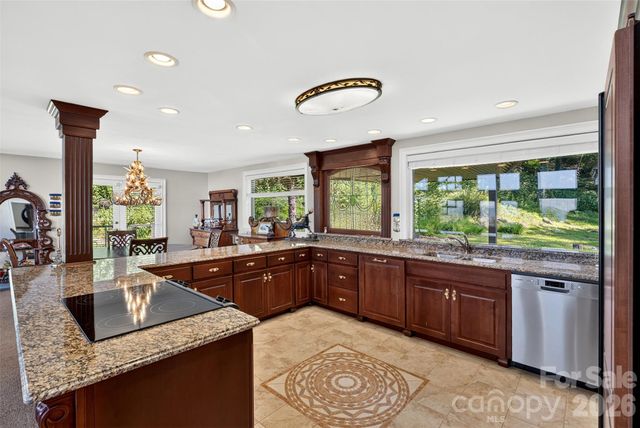 370 Mountain Side Drive, Columbus, NC 28722