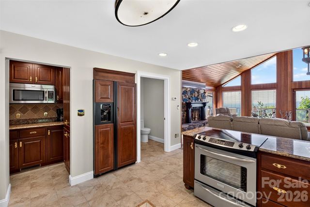 370 Mountain Side Drive, Columbus, NC 28722