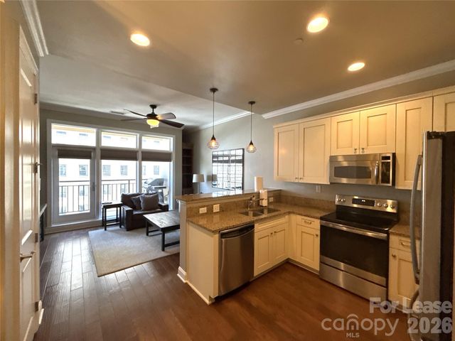 230 S Tryon Street 1002, Charlotte, NC 28202