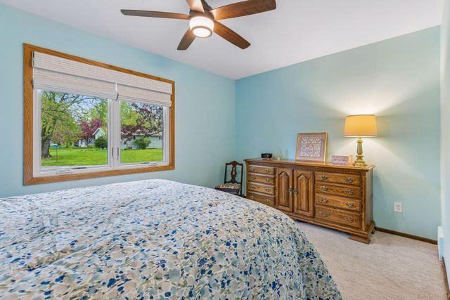 3170 Queensland Lane N, Plymouth, MN 55447