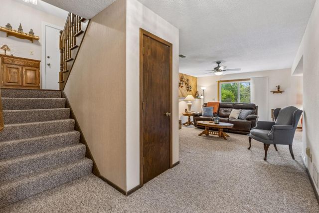 3170 Queensland Lane N, Plymouth, MN 55447