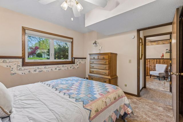 3170 Queensland Lane N, Plymouth, MN 55447