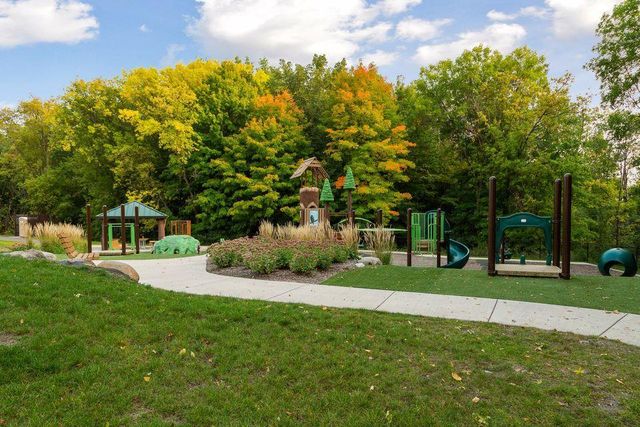 3170 Queensland Lane N, Plymouth, MN 55447