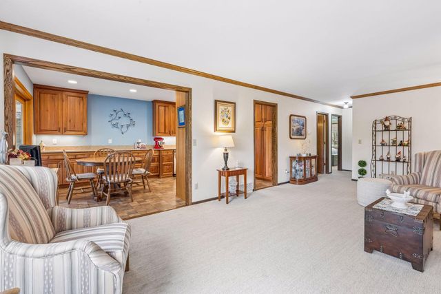 3170 Queensland Lane N, Plymouth, MN 55447