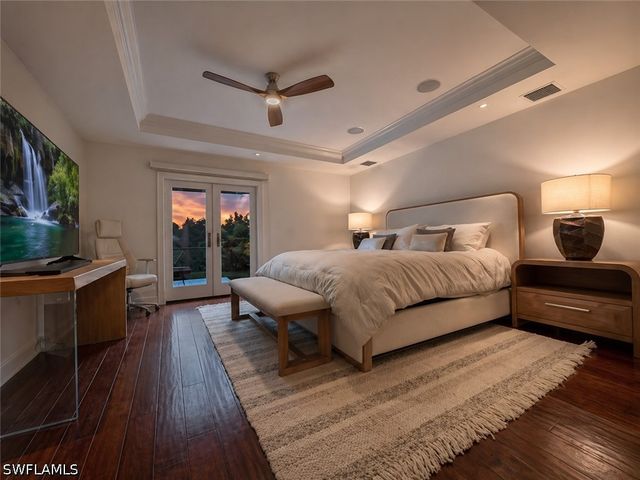 4083 Belair LN, Naples, FL 34103