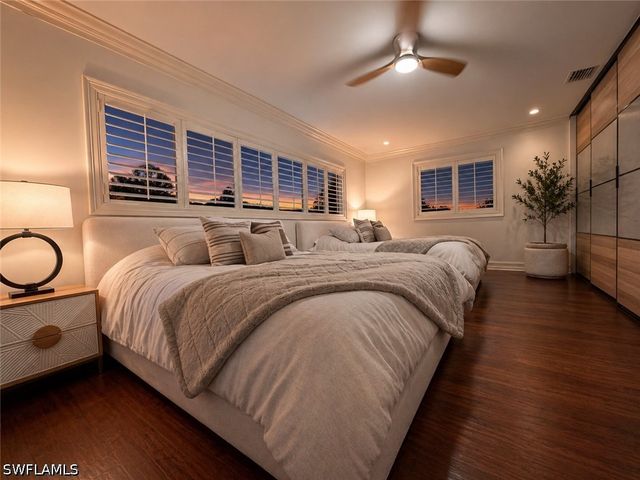 4083 Belair LN, Naples, FL 34103