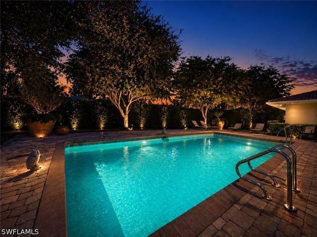 4083 Belair LN, Naples, FL 34103