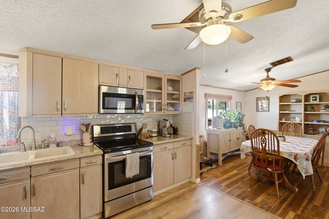 10235 N Camino Pico Vista, Tucson, AZ 85742