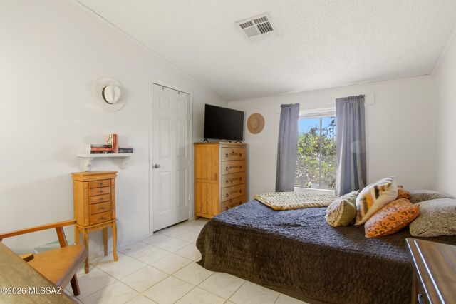 10235 N Camino Pico Vista, Tucson, AZ 85742