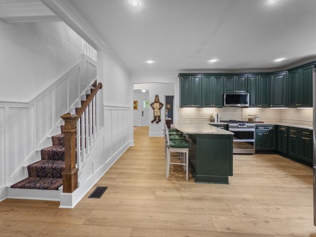 4201 Burrus St, Nashville, TN 37216
