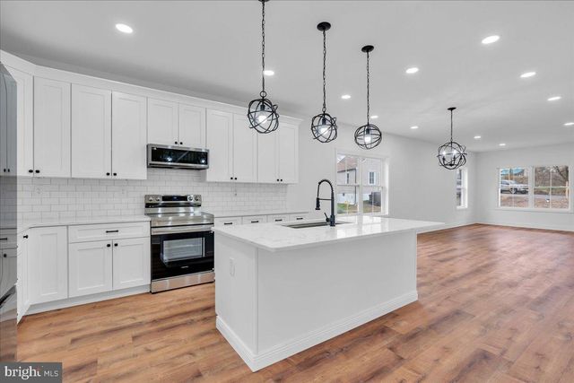 2031 KONRAD AVE, Deptford, NJ 08096