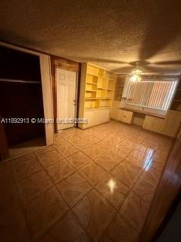 130 NW 124th St, North Miami, FL 33168