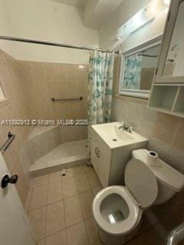 130 NW 124th St, North Miami, FL 33168