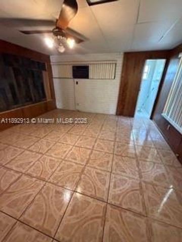 130 NW 124th St, North Miami, FL 33168