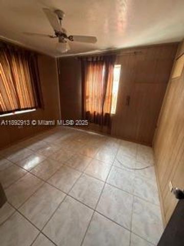 130 NW 124th St, North Miami, FL 33168