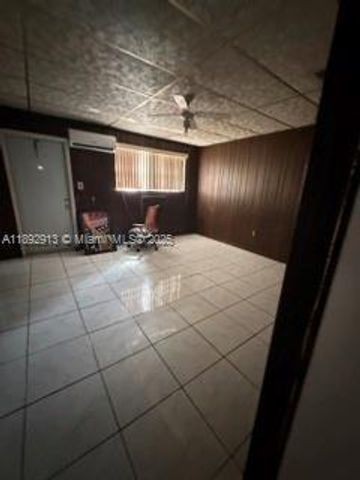 130 NW 124th St, North Miami, FL 33168
