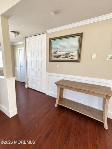 10 Lambeth Lane, Manchester, NJ 08759