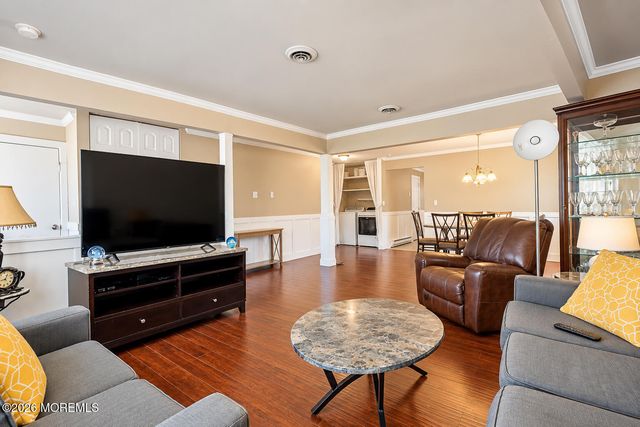 10 Lambeth Lane, Manchester, NJ 08759