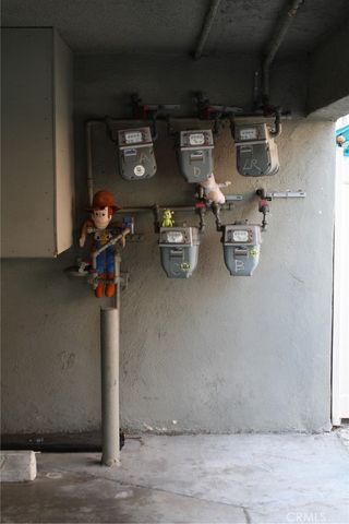 10011 Sepulveda, San Fernando, CA 91345