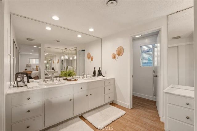 3922 Kitten Circle, Huntington Beach, CA 92649