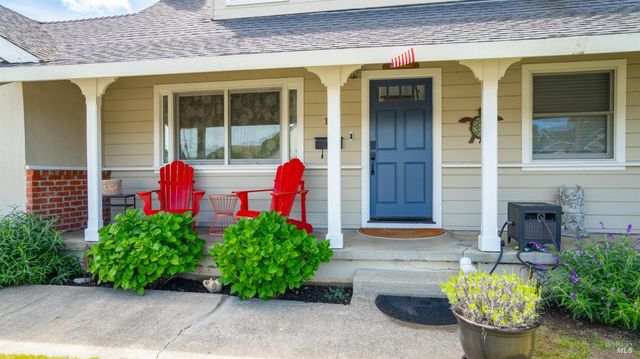 157 Deepstone Dr, San Rafael, CA 94903