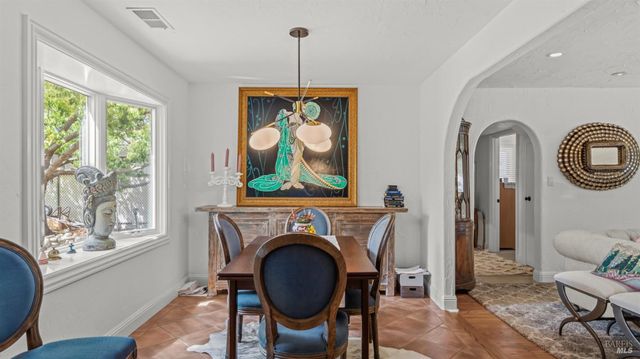 157 Deepstone Dr, San Rafael, CA 94903