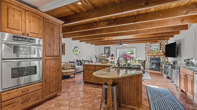 157 Deepstone Dr, San Rafael, CA 94903