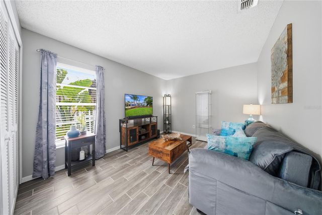 2009 RIVER PARK COURT, Valrico, FL 33596