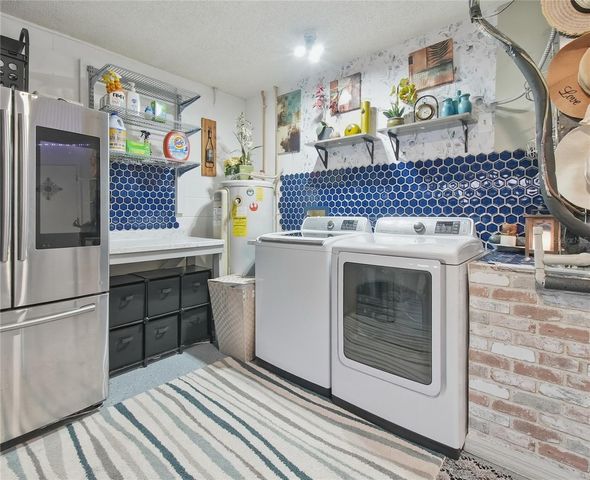 2009 RIVER PARK COURT, Valrico, FL 33596