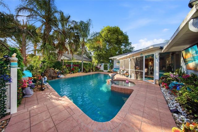 2009 RIVER PARK COURT, Valrico, FL 33596