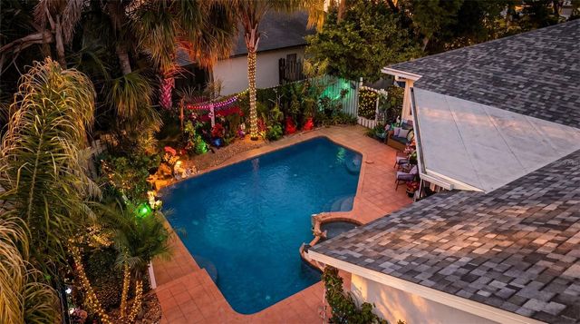 2009 RIVER PARK COURT, Valrico, FL 33596