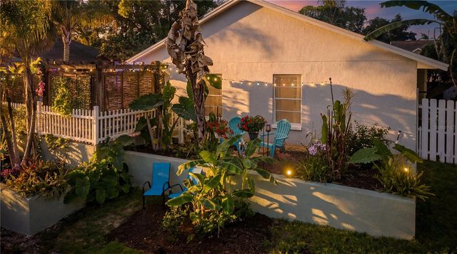 2009 RIVER PARK COURT, Valrico, FL 33596