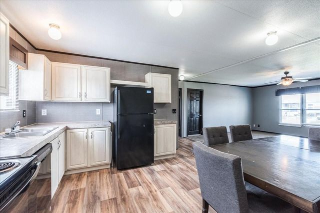 964 Railyard DR, Kyle, TX 78640