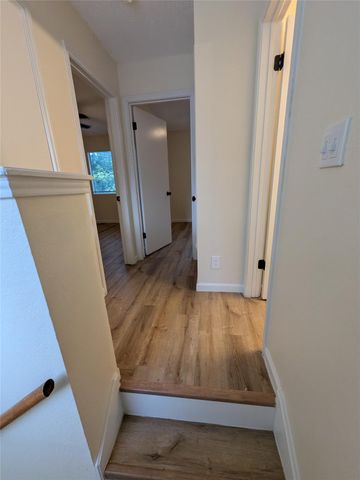 13303 Lyndhurst ST B, Austin, TX 78729