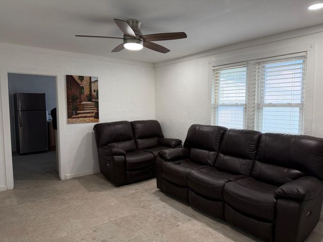 111 PAGE STREET, Orlando, FL 32806