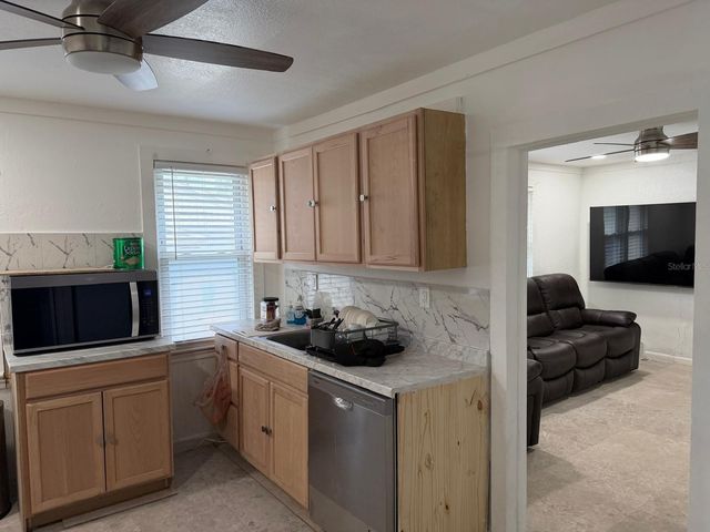 111 PAGE STREET, Orlando, FL 32806