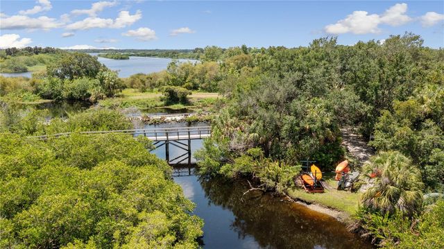 5650 SIMONTON STREET, Bradenton, FL 34203