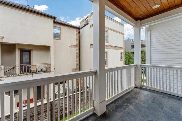 515 E 4th Street, Houston, TX 77007